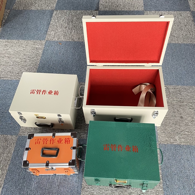 陈场镇爆破工程作业箱如何选择？玻璃钢与传统材质的全面对比